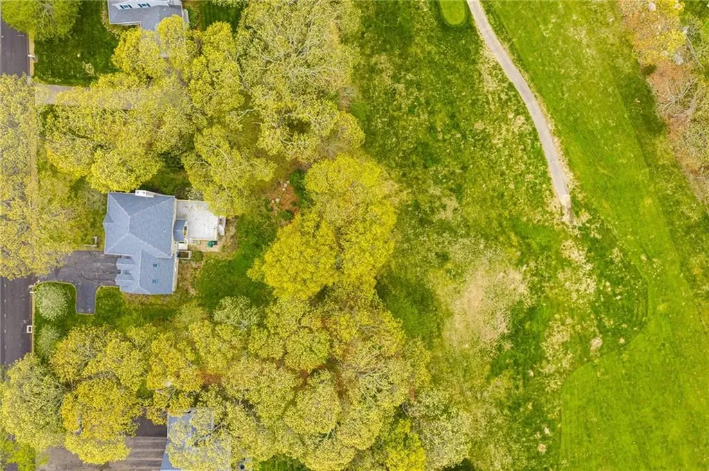 30 Wicklow Road Westerly RI 02891