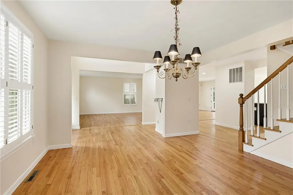 30 Wicklow Road Westerly RI 02891
