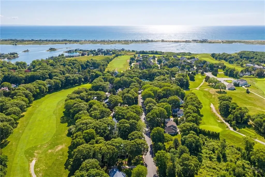 30 Wicklow Road Westerly RI 02891