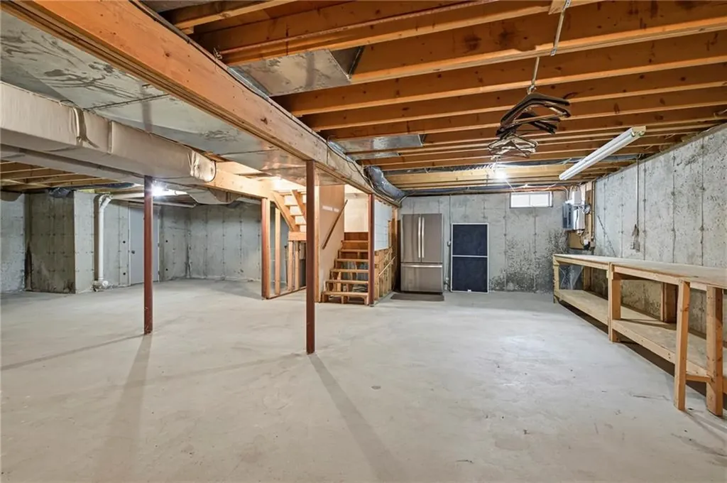 30 Wicklow Road Westerly RI 02891