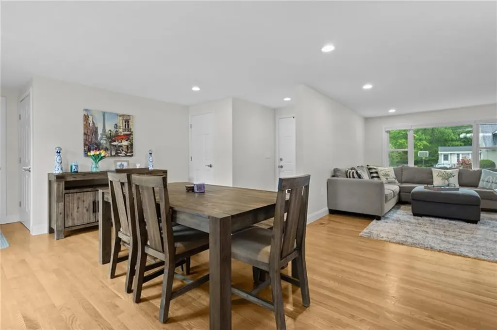 23 Southwood Drive Cumberland RI 02864