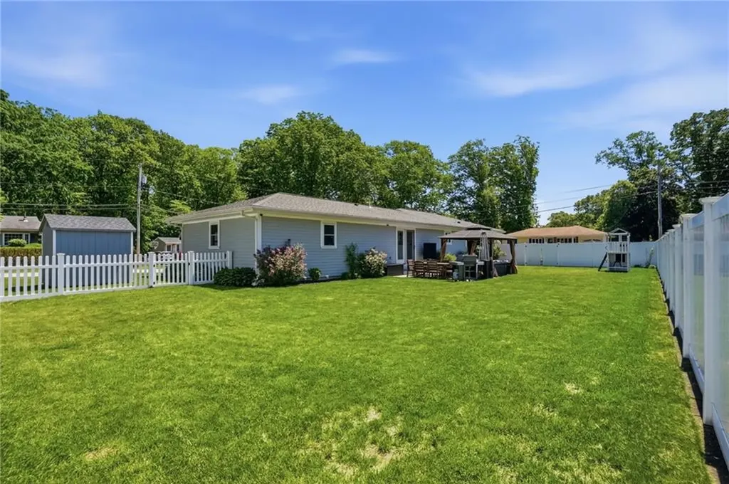 23 Southwood Drive Cumberland RI 02864