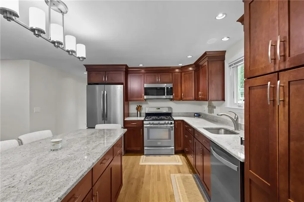 23 Southwood Drive Cumberland RI 02864