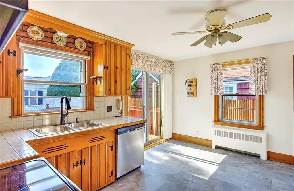 190 Rice Street Pawtucket RI 02861