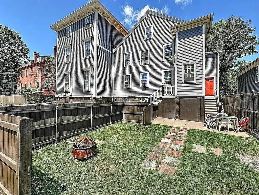 17 Thayer Street Providence RI 02906