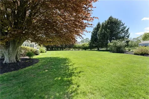 75 N Cliff Drive Narragansett RI 02882