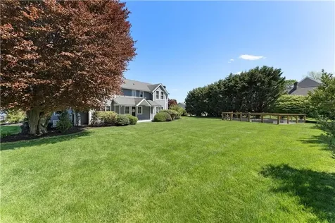 75 N Cliff Drive Narragansett RI 02882