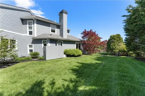 75 N Cliff Drive Narragansett RI 02882