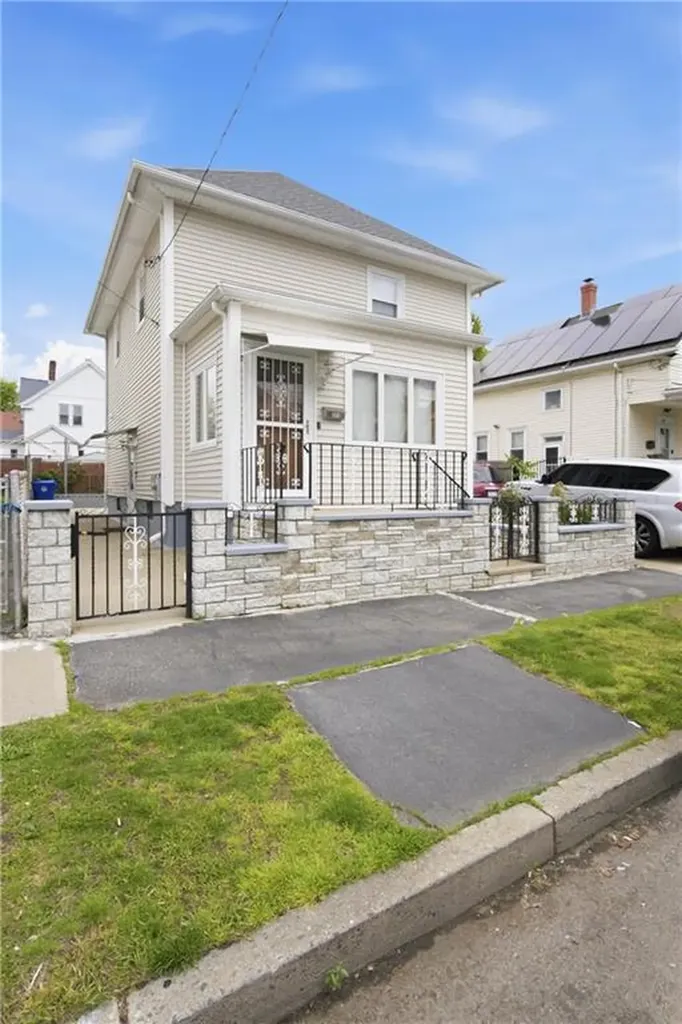 291 California Avenue Providence RI 02905