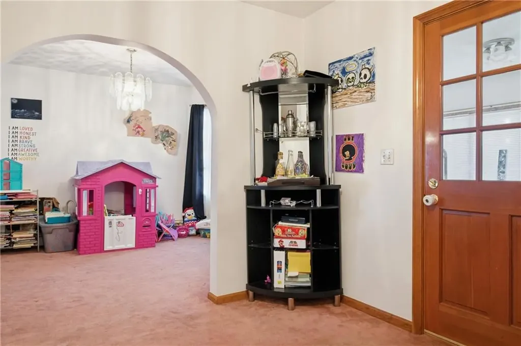 291 California Avenue Providence RI 02905