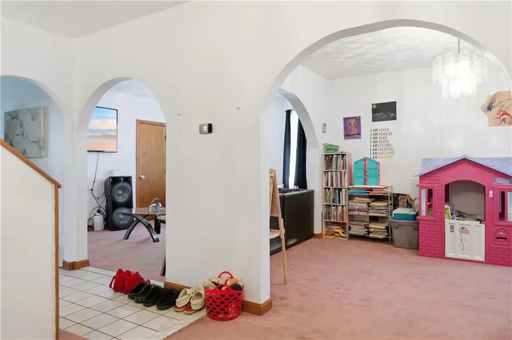 291 California Avenue Providence RI 02905