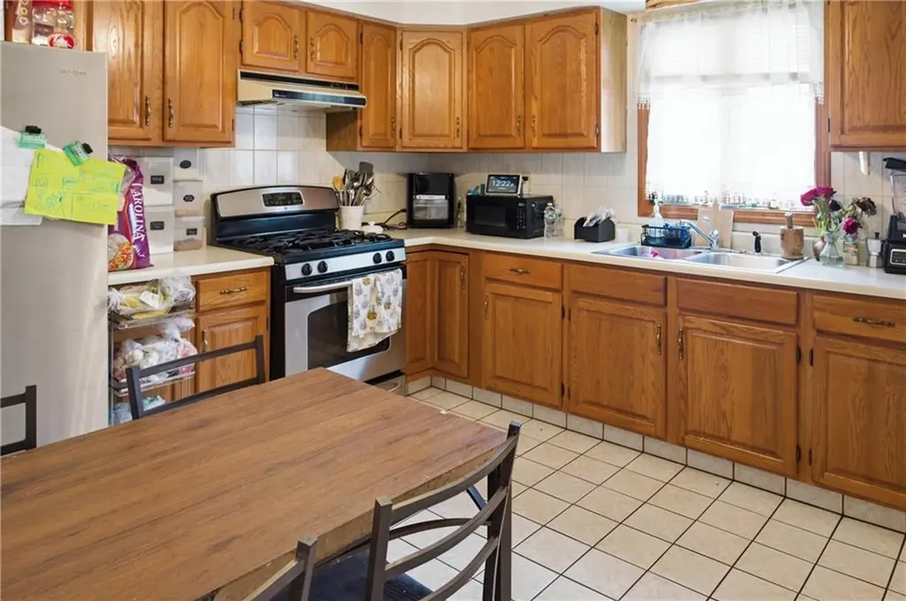291 California Avenue Providence RI 02905
