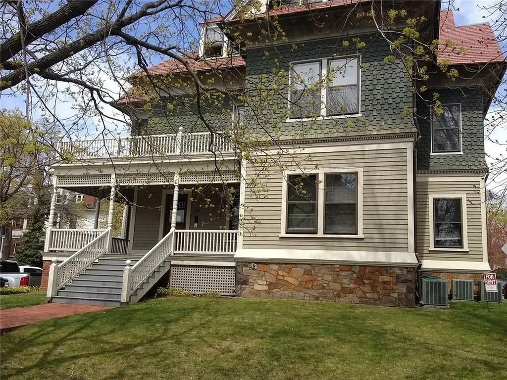 264 Bowen Street Providence RI 02906