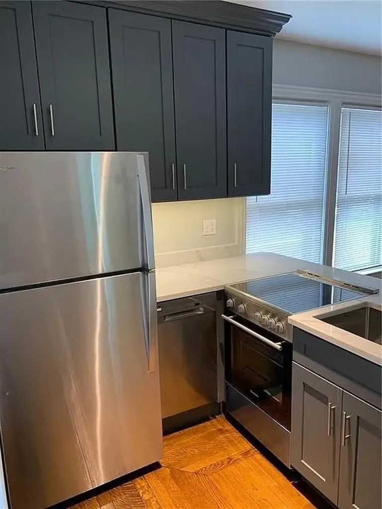 264 Bowen Street Providence RI 02906