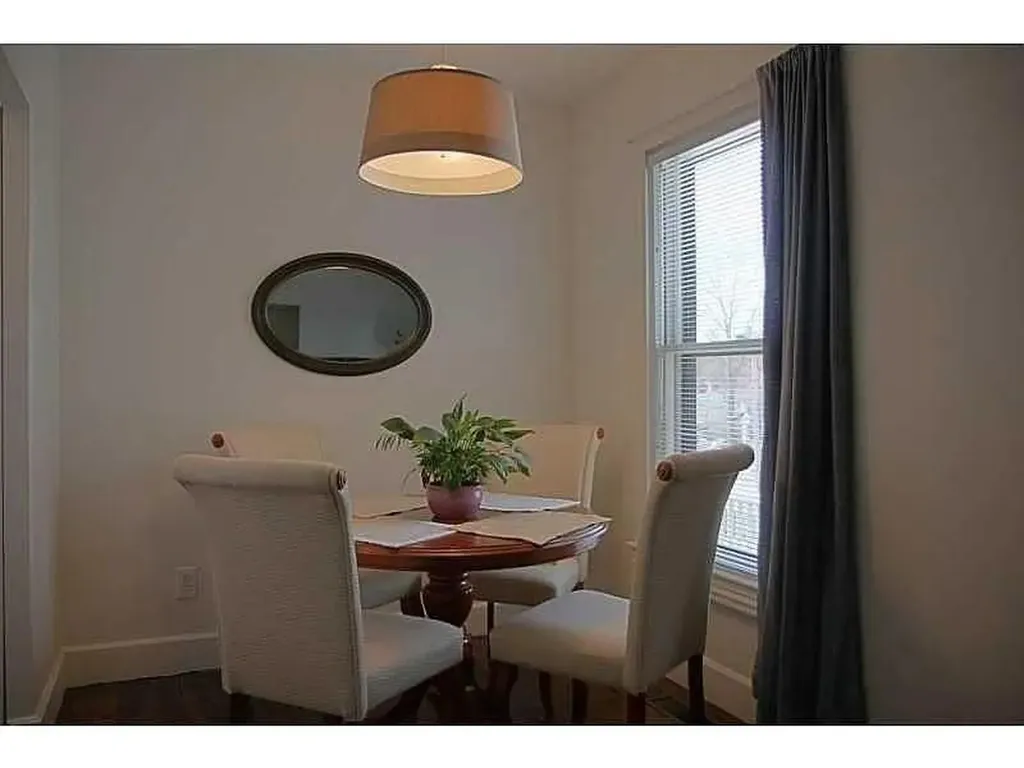 264 Bowen Street Providence RI 02906