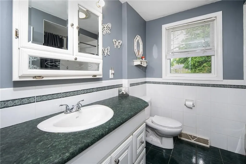48 Plenty Street Warwick RI 02889