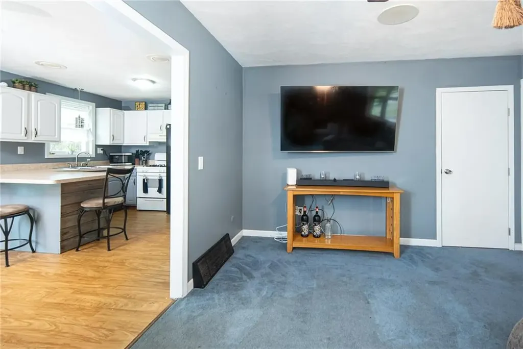 48 Plenty Street Warwick RI 02889