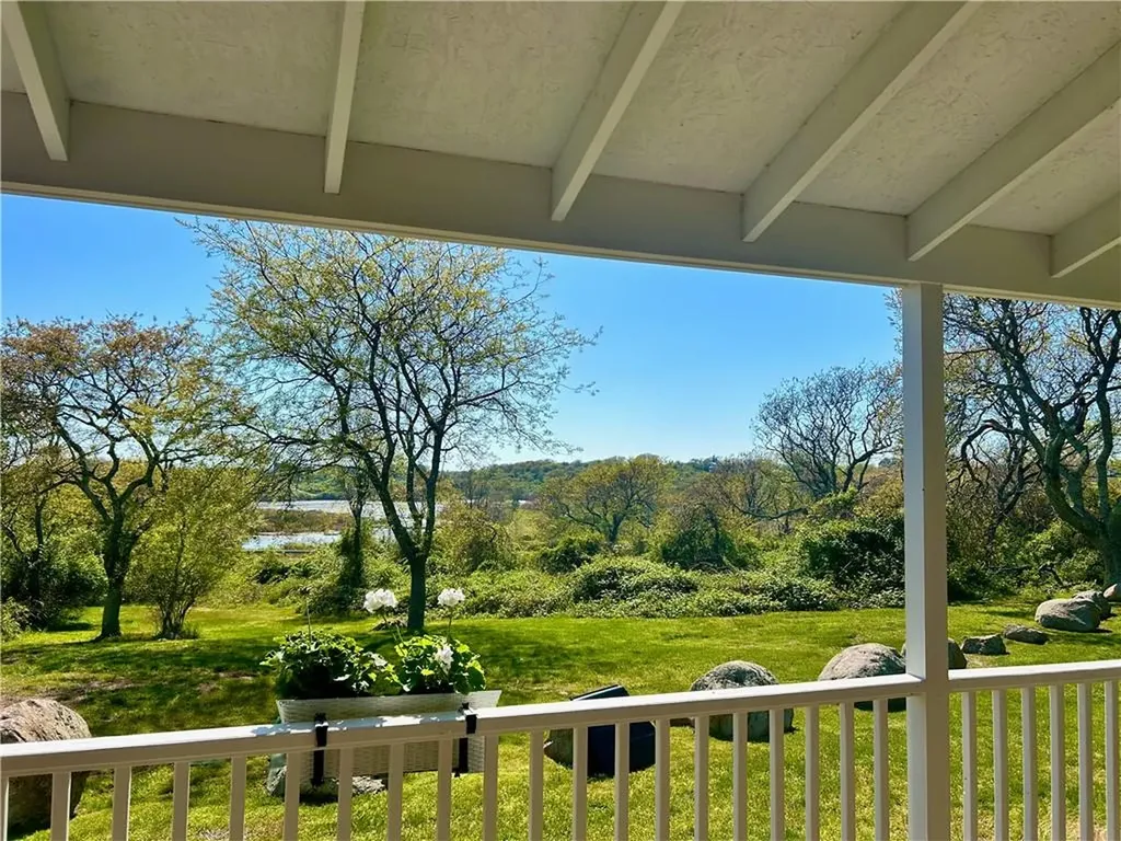 1614 Lakeside Drive Block Island RI 02807