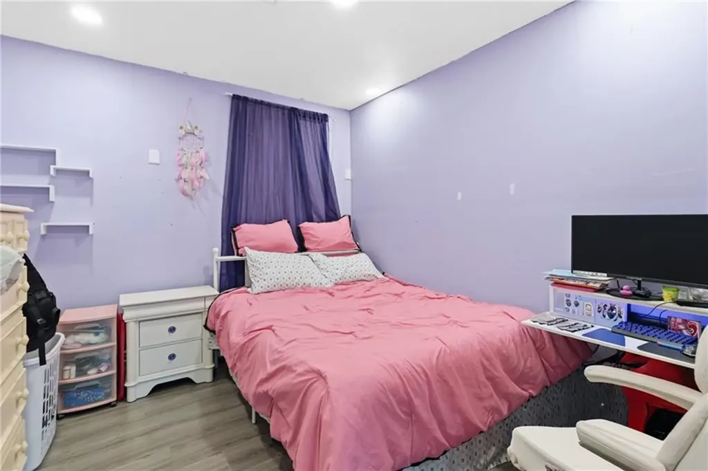 31 Yeoman Avenue Cranston RI 02920