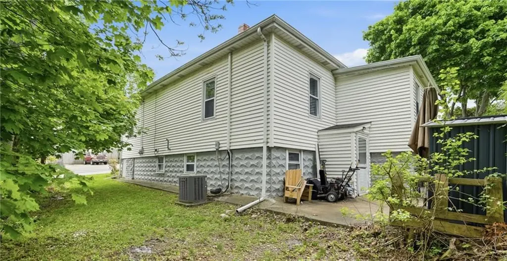 31 Yeoman Avenue Cranston RI 02920