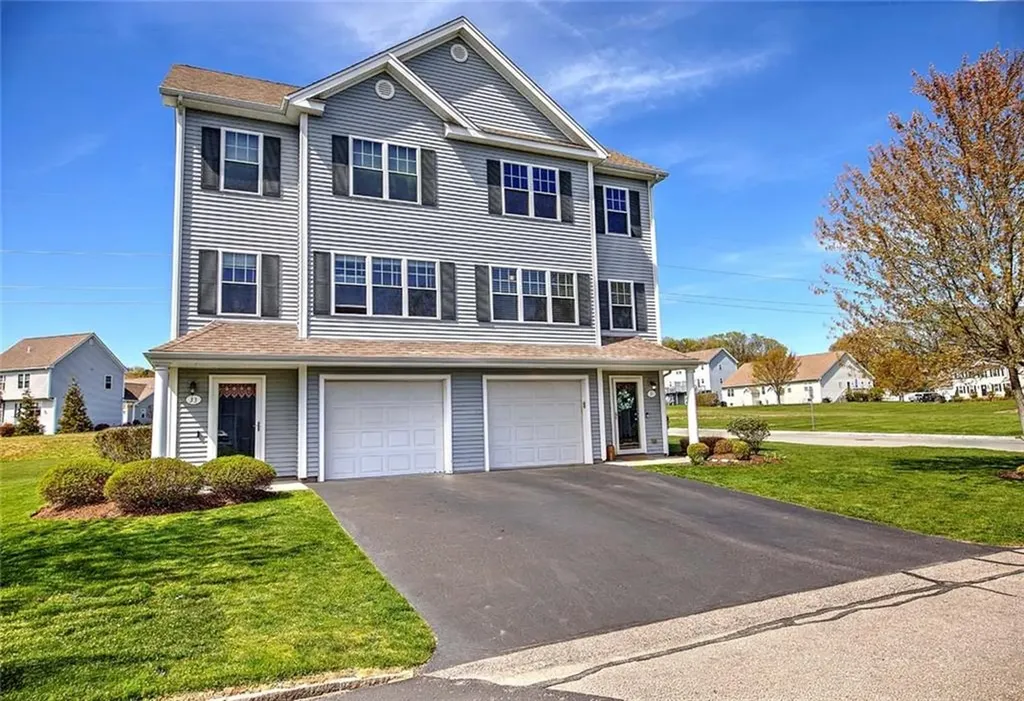 31 Streamview Drive Cumberland RI 02864