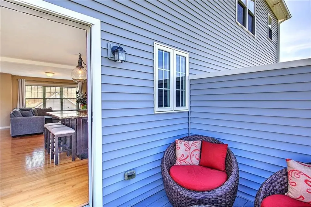 31 Streamview Drive Cumberland RI 02864