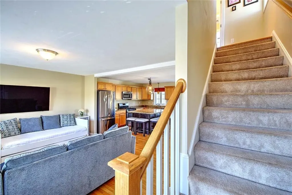 31 Streamview Drive Cumberland RI 02864