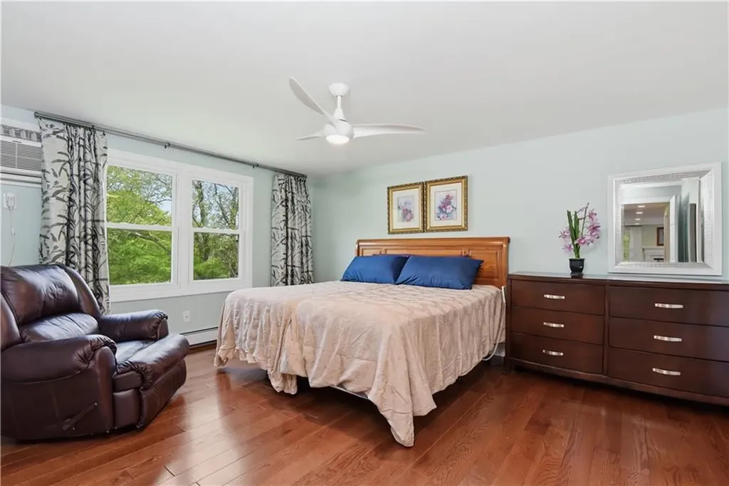 38 Stone Trail North Providence RI 02904