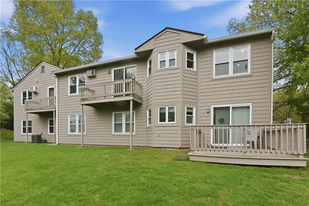 38 Stone Trail North Providence RI 02904