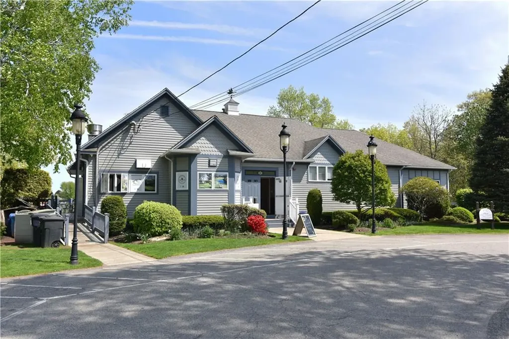 38 Stone Trail North Providence RI 02904