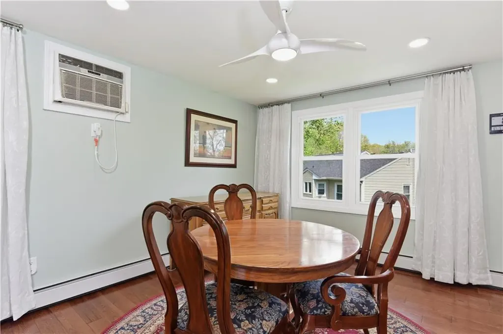 38 Stone Trail North Providence RI 02904