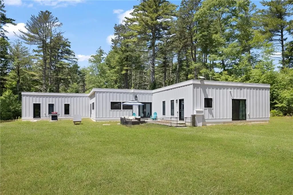 10 Bucknam Road Richmond RI 02894