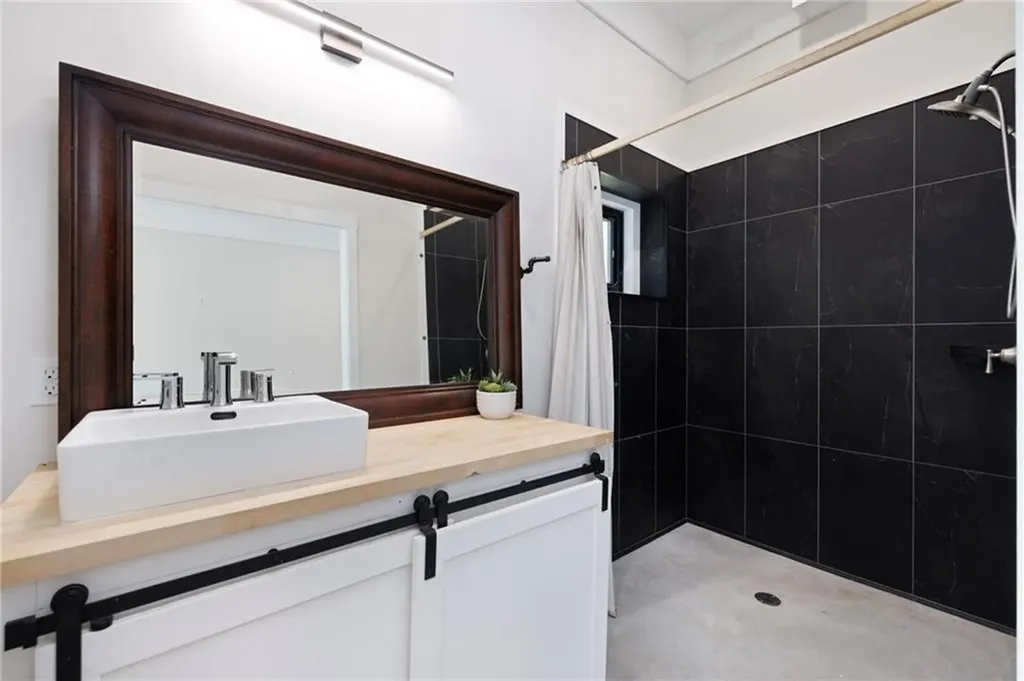 10 Bucknam Road Richmond RI 02894