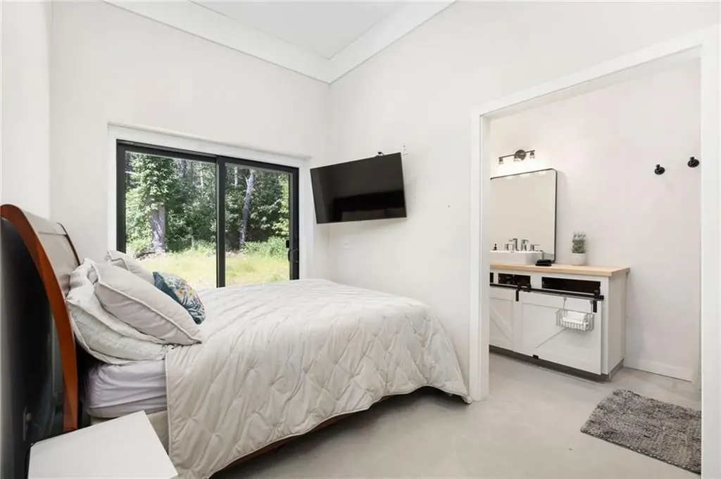 10 Bucknam Road Richmond RI 02894