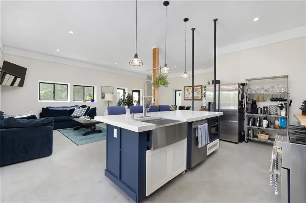 10 Bucknam Road Richmond RI 02894
