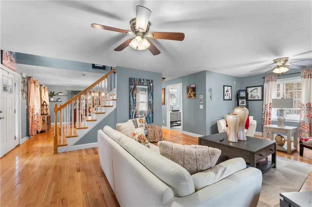 3076 County Street Dighton MA 02715