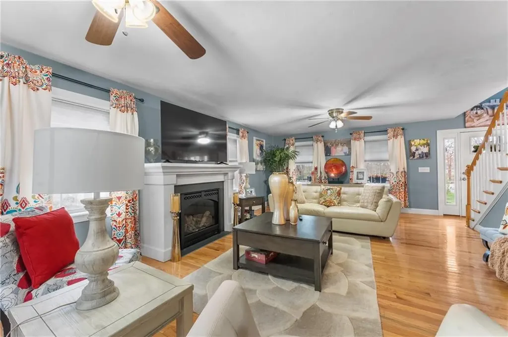 3076 County Street Dighton MA 02715