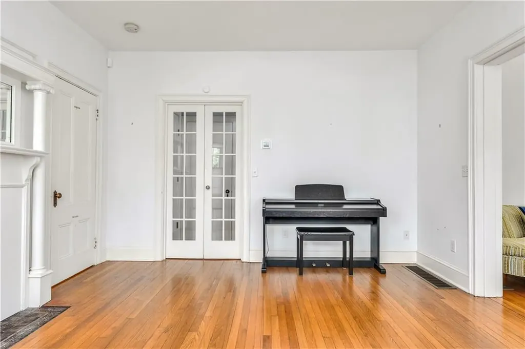 68 East Manning Street Providence RI 02906