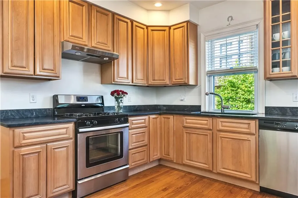 68 East Manning Street Providence RI 02906