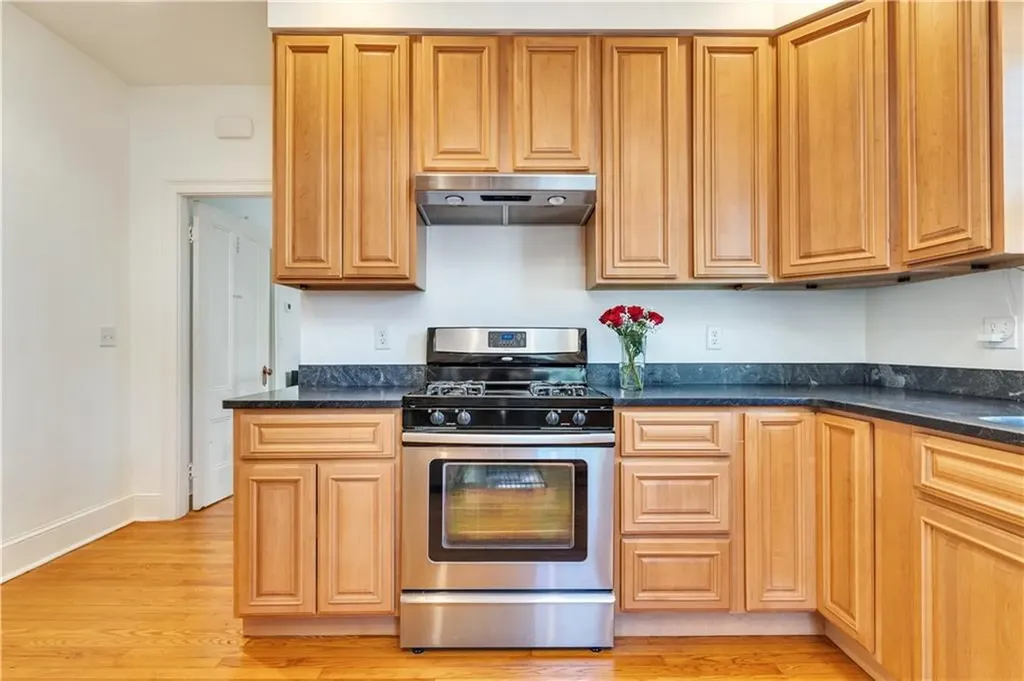 68 East Manning Street Providence RI 02906