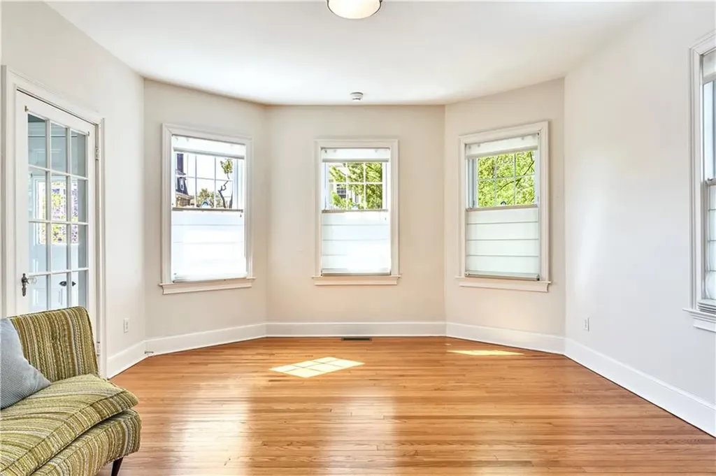 68 East Manning Street Providence RI 02906