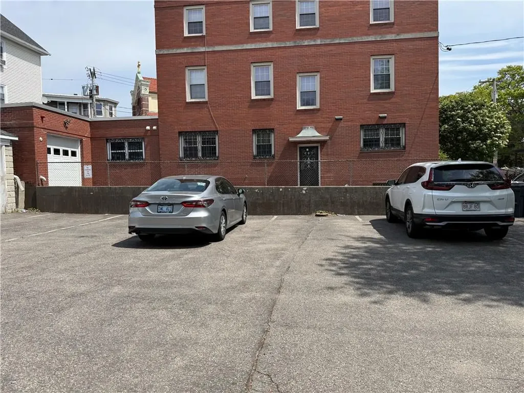 15 Monticello Street Providence RI 02904