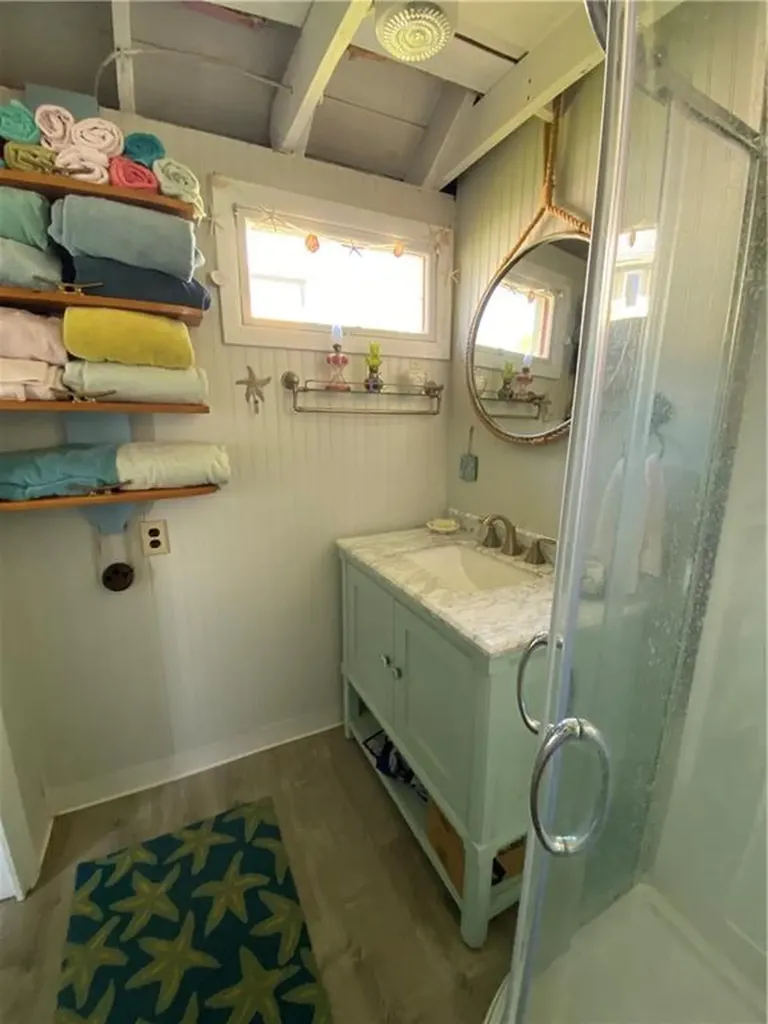 0 Beach Road Portsmouth RI 02871