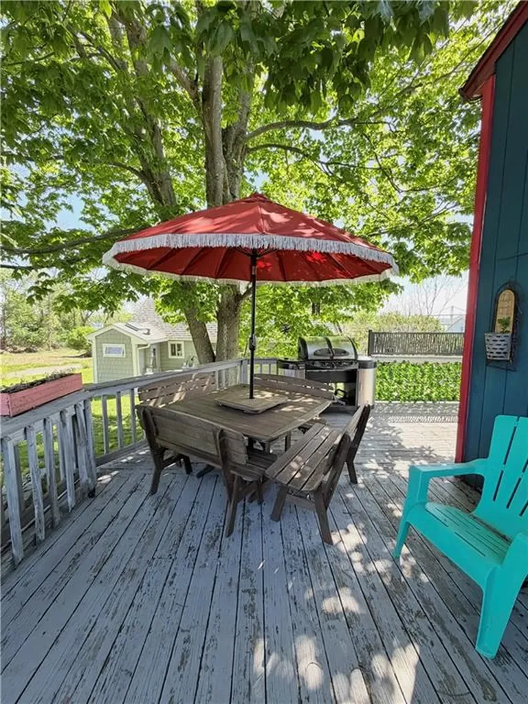 0 Beach Road Portsmouth RI 02871
