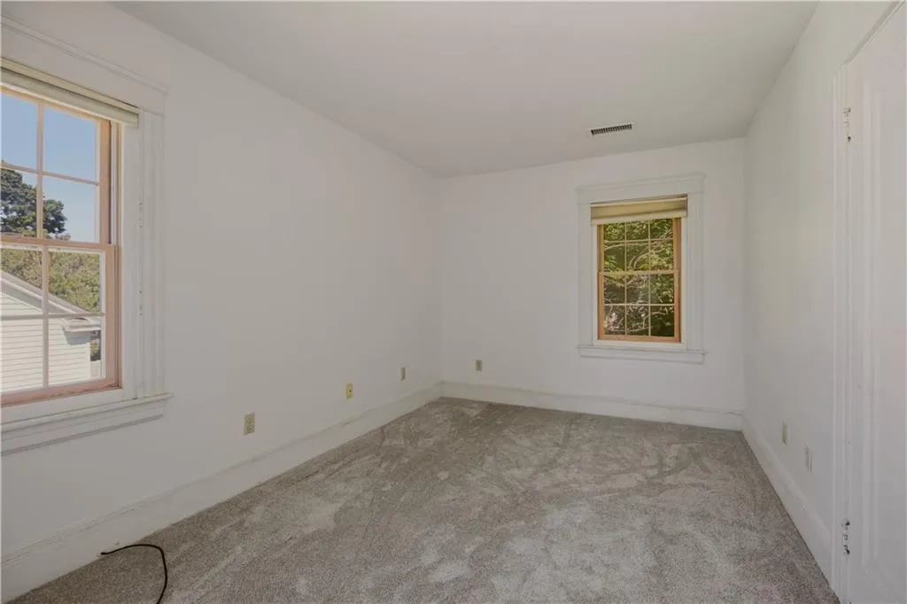 95 Bay View Avenue Cranston RI 02905
