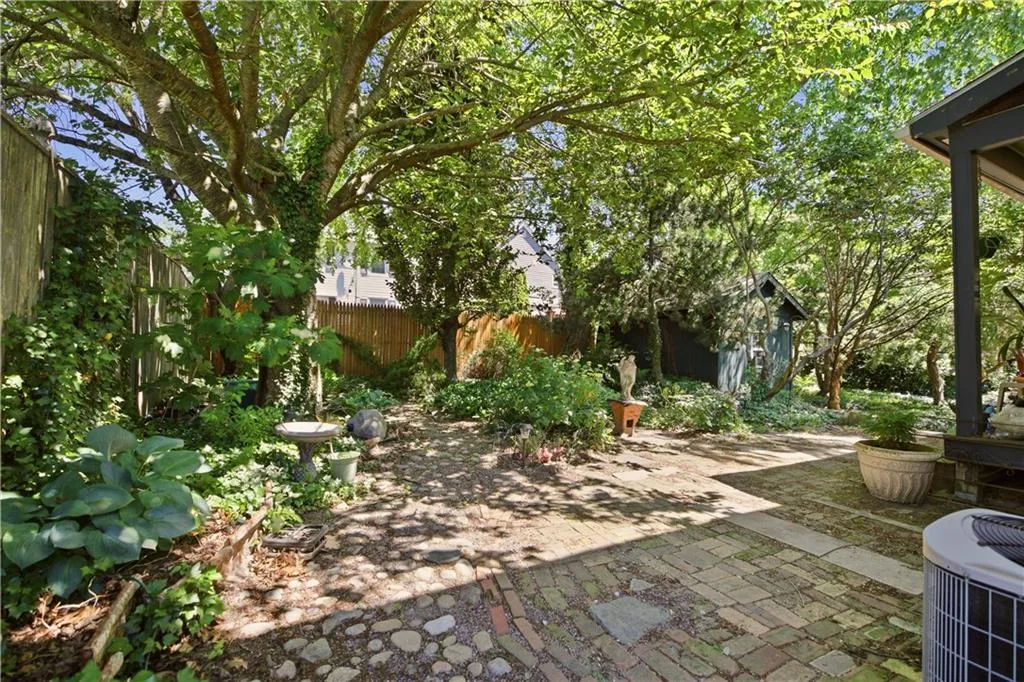 95 Bay View Avenue Cranston RI 02905