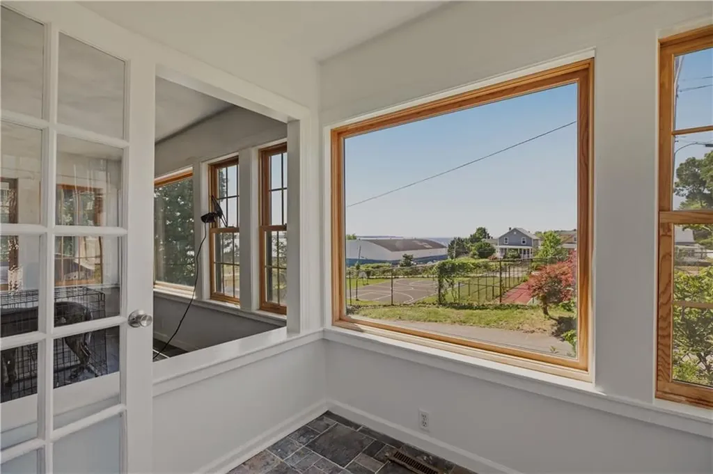 95 Bay View Avenue Cranston RI 02905