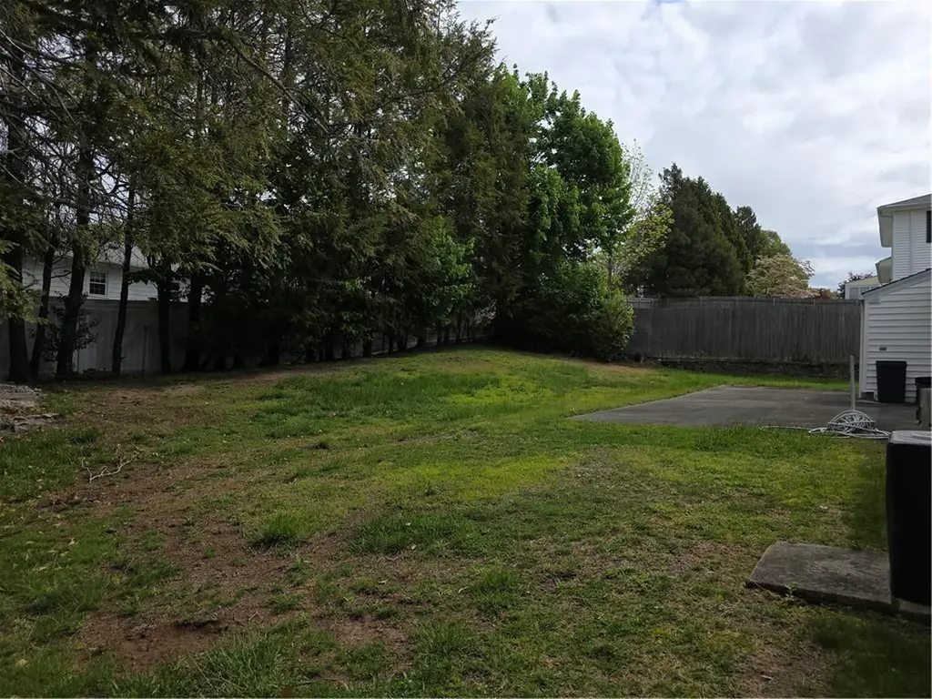 105 Longview Drive Cranston RI 02920