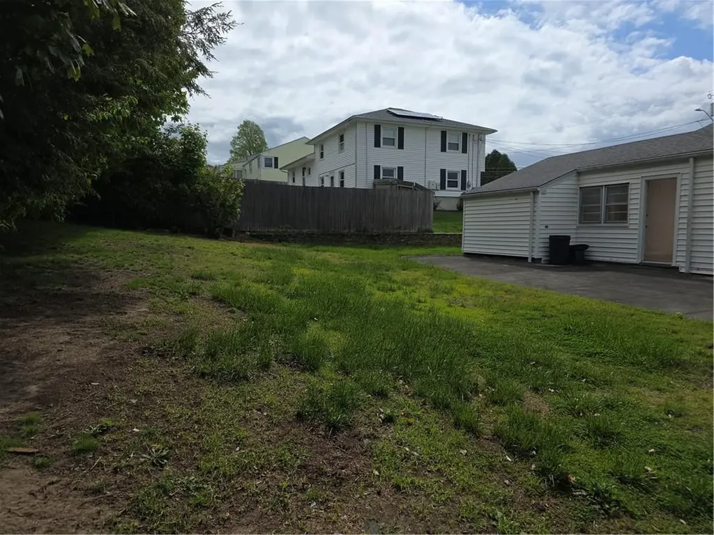 105 Longview Drive Cranston RI 02920