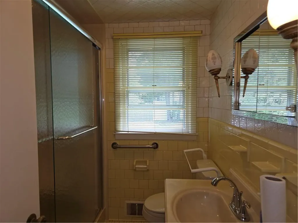 105 Longview Drive Cranston RI 02920